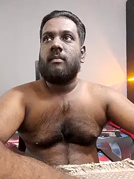 Rayansmith  online show from 02.20.25