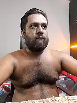 Rayansmith  online show from 02.20.25