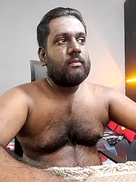 Rayansmith  online show from 02.21.25