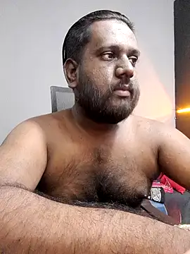 Rayansmith  online show from 02.21.25