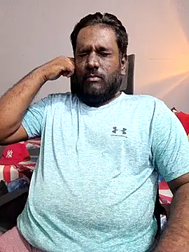 Rayansmith  online show from 03.14.25