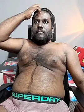 Rayansmith  online show from 03.15.25