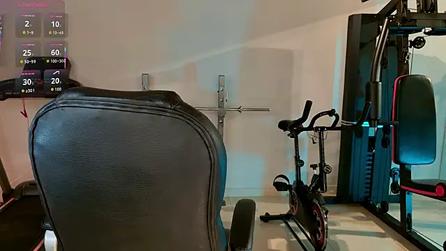 Snapshot of LisaMonroe_ chatting on 04.08.26 LisaMonroe online show from 04.08.26