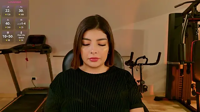 Snapshot of LisaMonroe_ chatting on 04.12.26 LisaMonroe online show from 04.12.26