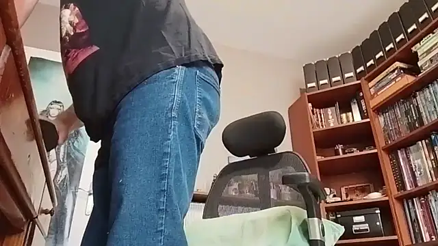 Mandra is a whore online show from 11.21.25