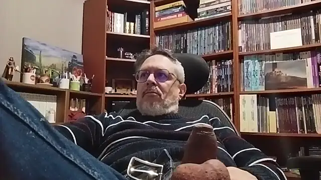 Mandra is a whore online show from 11.24.25