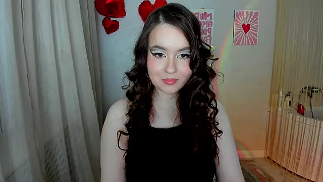 Snapshot of WishToBloom chatting on 02.23.26 WishToBloom online show from 02.23.26