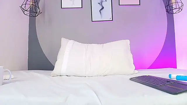 sarita duque online show from 04.16.26