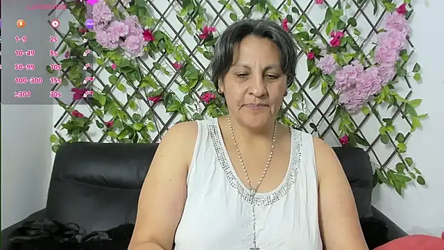 merlyna goldens online show from 11.07.25