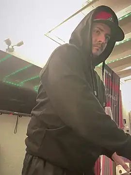 PeterGrandee online show from 01.12.25