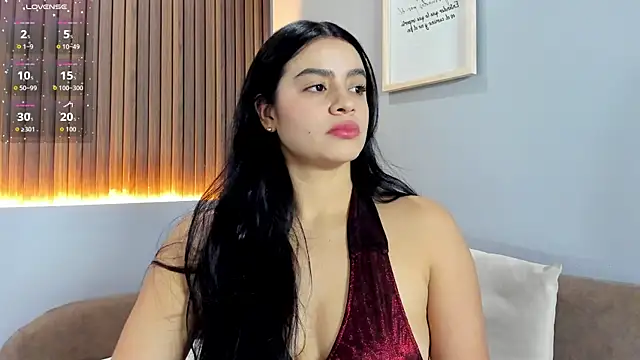 Paula Desousa online show from 07.05.26