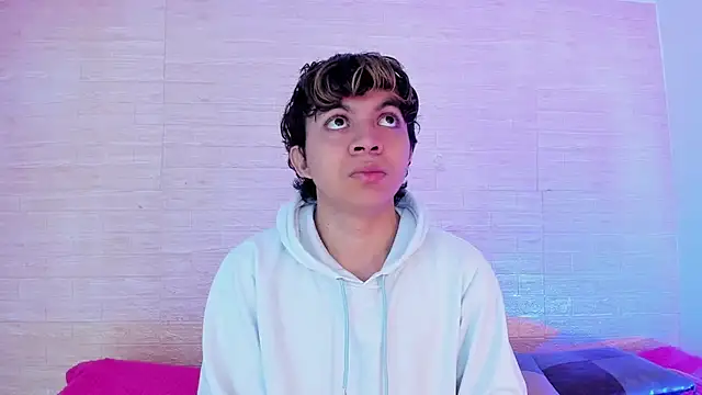 Snapshot of Lucaas_King chatting on 12.27.24 Lucaas King online show from 12.27.24