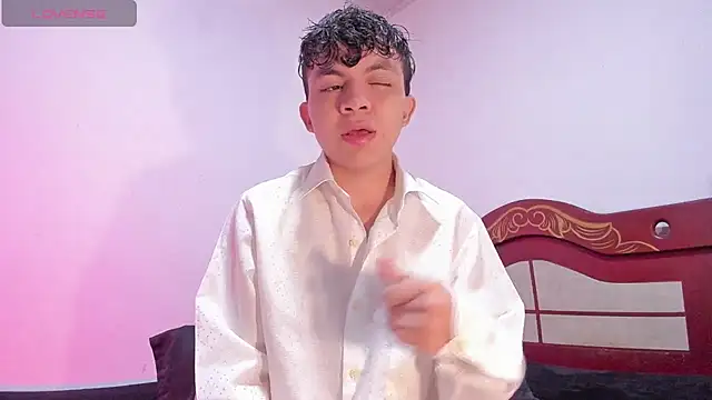 Snapshot of Lucaas_King chatting on 02.14.25 Lucaas King online show from 02.14.25