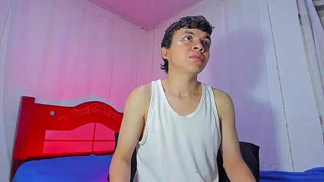 Snapshot of Lucaas_King chatting on 09.30.25 Lucaas King online show from 09.30.25