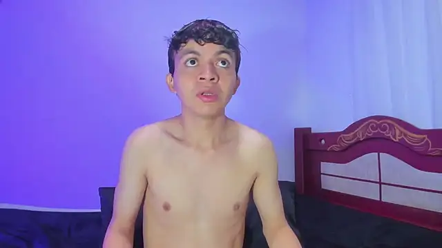 Snapshot of Lucaas_King chatting on 12.21.25 Lucaas King online show from 12.21.25