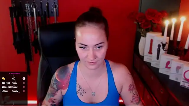 Snapshot of _Jane_Warren_ chatting on 01.15.25 Jane Warren online show from 01.15.25