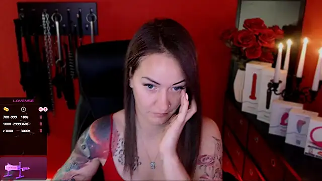 Snapshot of _Jane_Warren_ chatting on 01.23.25 Jane Warren online show from 01.23.25