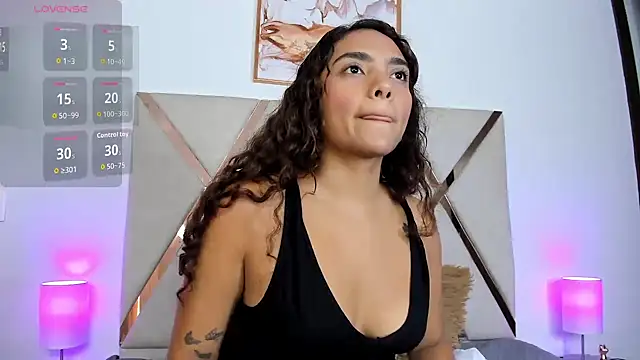 carolynne18 online show from 10.03.25