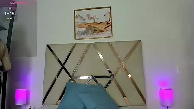 carolynne18 online show from 10.08.25