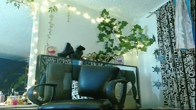 DULCE ZOE online show from 03.19.25