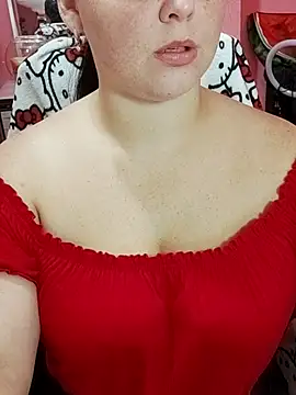 Snapshot of ErikaVlovely chatting on 09.13.25 ErikaVlovely online show from 09.13.25