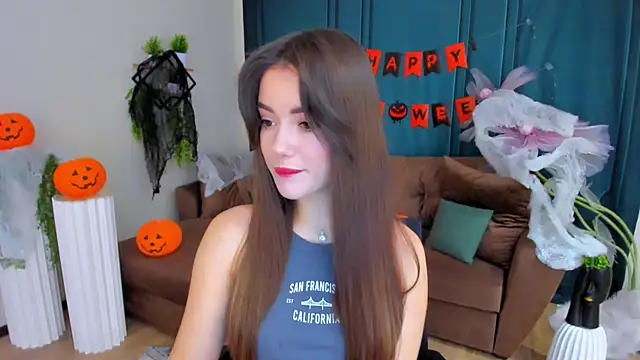 Snapshot of PutOnRepeat chatting on 11.02.25 PutOnRepeat online show from 11.02.25