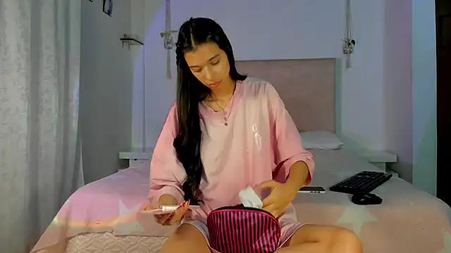 katt pelaez online show from 05.06.26