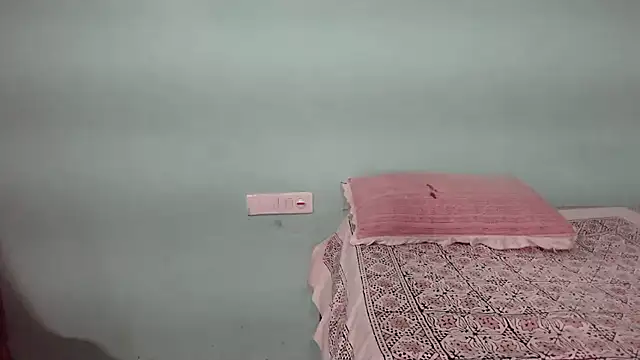 Snapshot of shrutitelugu69 chatting on 01.06.26 shrutitelugu69 online show from 01.06.26