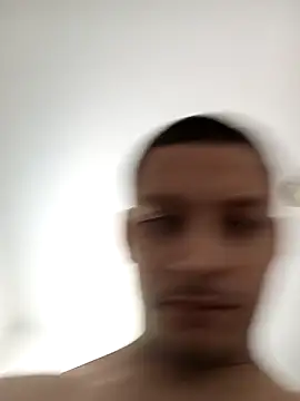 emrehliug12 online show from 11.24.25