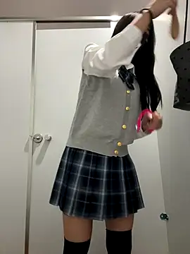 Snapshot of Asia-Lynn chatting on 11.10.25 Asia-Lynn online show from 11.10.25