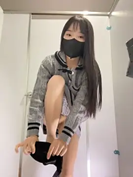 Snapshot of Asia-Lynn chatting on 12.03.25 Asia-Lynn online show from 12.03.25