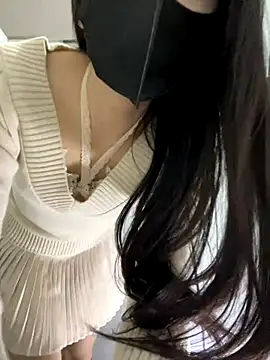 Snapshot of Asia-Lynn chatting on 12.04.25 Asia-Lynn online show from 12.04.25