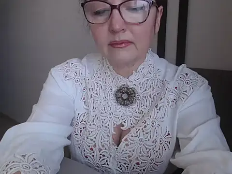 Alma44 online show from 01.06.26