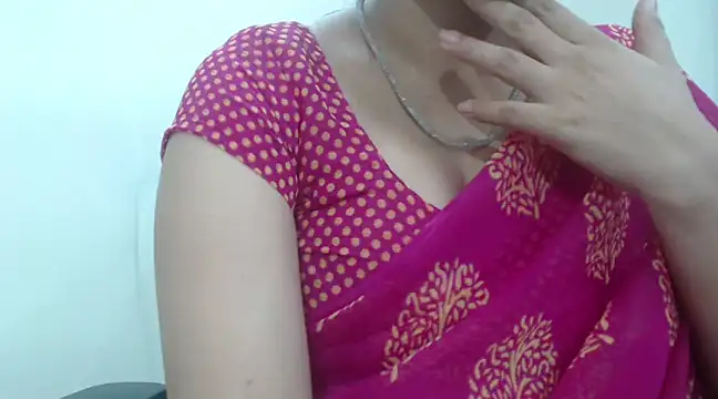 Lovely Siri 23 online show from 02.21.25