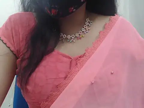 Snapshot of Lovely_Siri_23 chatting on 03.12.26 Lovely Siri 23 online show from 03.12.26