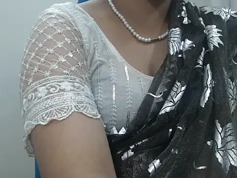 Lovely Siri 23 online show from 06.30.26