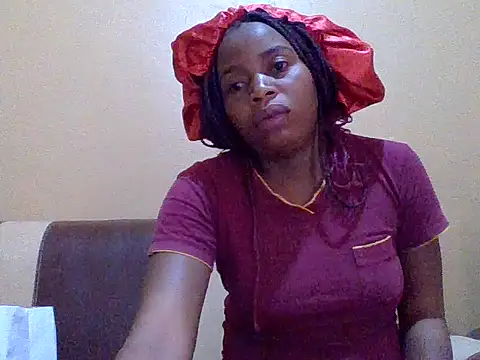 Snapshot of sweetbabra1 chatting on 11.08.25 sweetbabra1 online show from 11.08.25