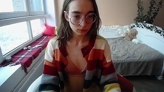 Snapshot of MissLinaDream chatting on 02.23.25 MissLinaDream online show from 02.23.25