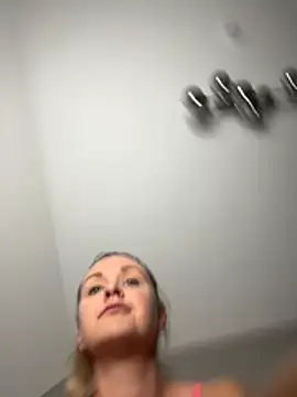 Bella-Tight online show from 02.08.26