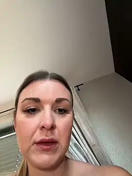 Bella-Tight online show from 03.18.26