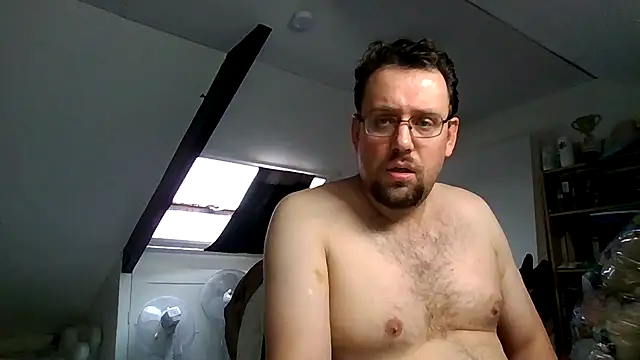 rdewaard81 online show from 11.28.25