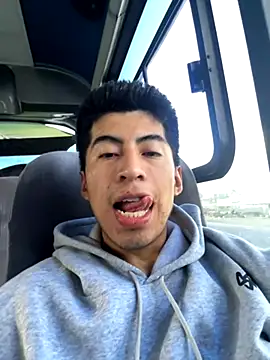 Snapshot of Alexander9827 chatting on 11.26.25 Alexander9827 online show from 11.26.25