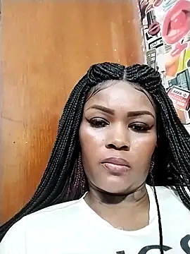 Snapshot of Alissamore3 chatting on 02.12.25 Alissamore3 online show from 02.12.25