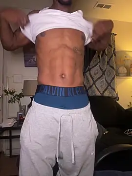 LawrenceBanques online show from 12.22.25