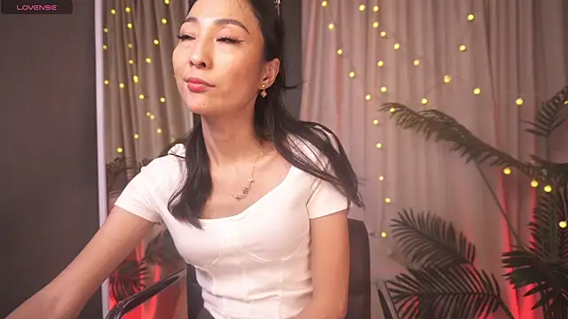 1reisatumi  online show from 12.21.25