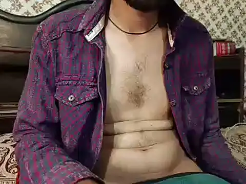 Snapshot of BrownBoy69666 chatting on 02.18.25 BrownBoy69666 online show from 02.18.25