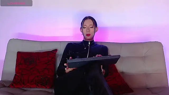 Snapshot of alicee_salvatore chatting on 03.21.25 alicee salvatore online show from 03.21.25