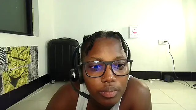 Ashaichious online show from 11.06.25