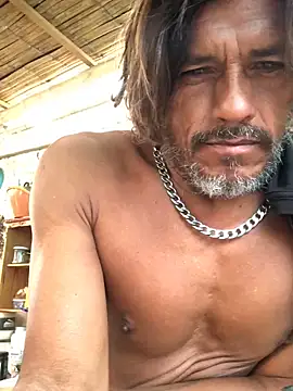 Snapshot of kvr27 chatting on 12.04.25 kvr27 online show from 12.04.25