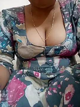 Snapshot of 09punjabi chatting on 11.15.25 09punjabi online show from 11.15.25